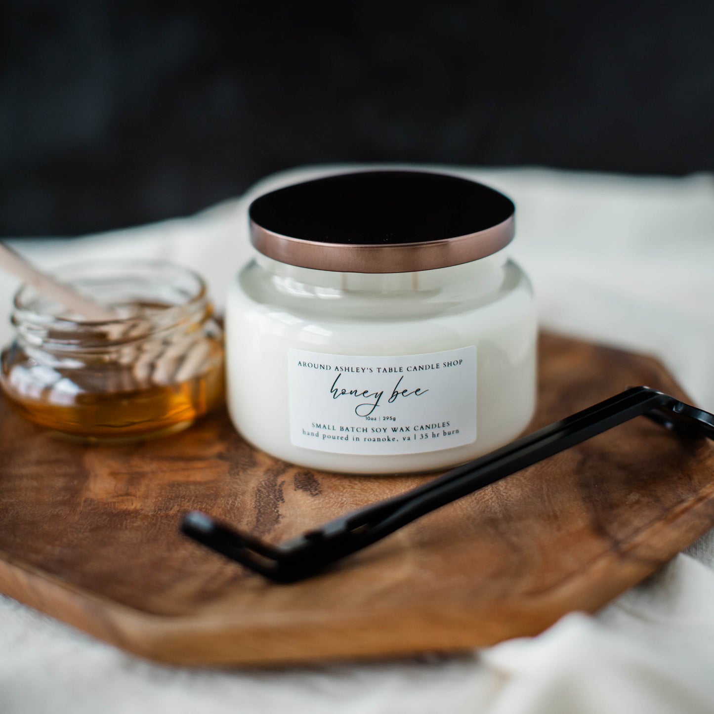 Honey Bee | 10 oz. Apothecary Soy Candle