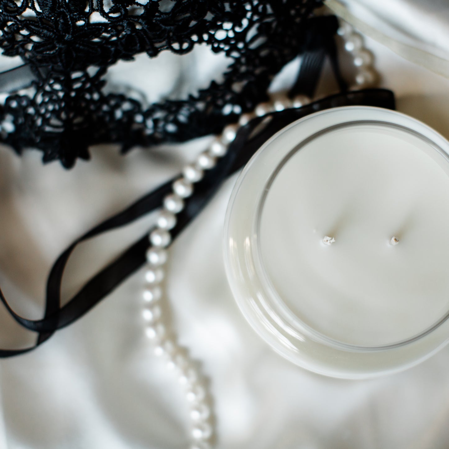 Masquerade | 10oz Soy Apothecary Candle