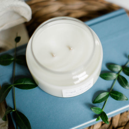 Simply Charming  |  10 oz. Apothecary Candle